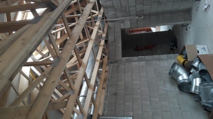 Immeuble d'habitation R+4+Combles — photo 3
